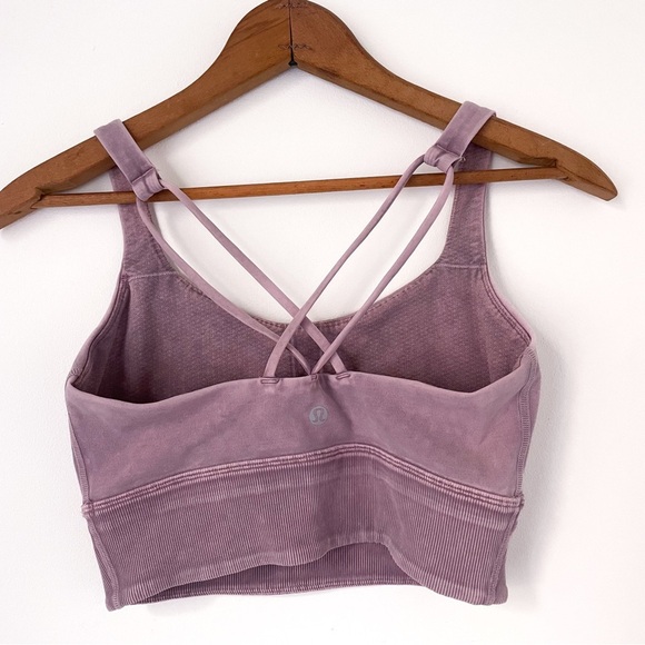 Lululemon Free To Be Bra *Long Line Rib Snow Wash
Washed Antoinette Size 6 - Picture 4 of 6